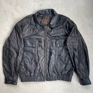 Danier Vintage Leather Jacket - size XL